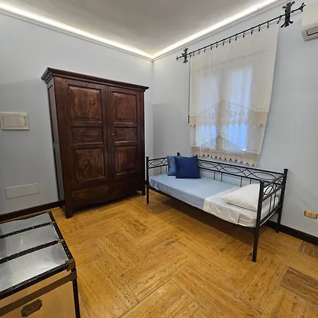 A Casa Del Farmacista Bed & Breakfast *